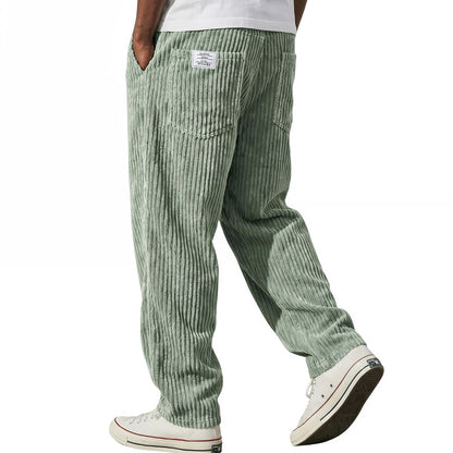 Cómodo pantalón de pana para hombre
