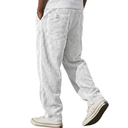Cómodo pantalón de pana para hombre